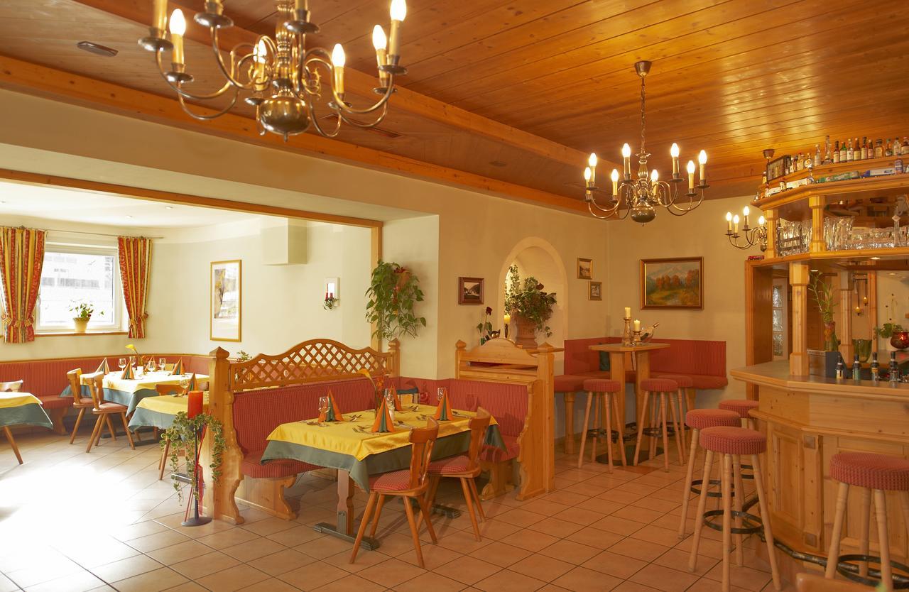 Hotel Hubertushof Flachau Extérieur photo