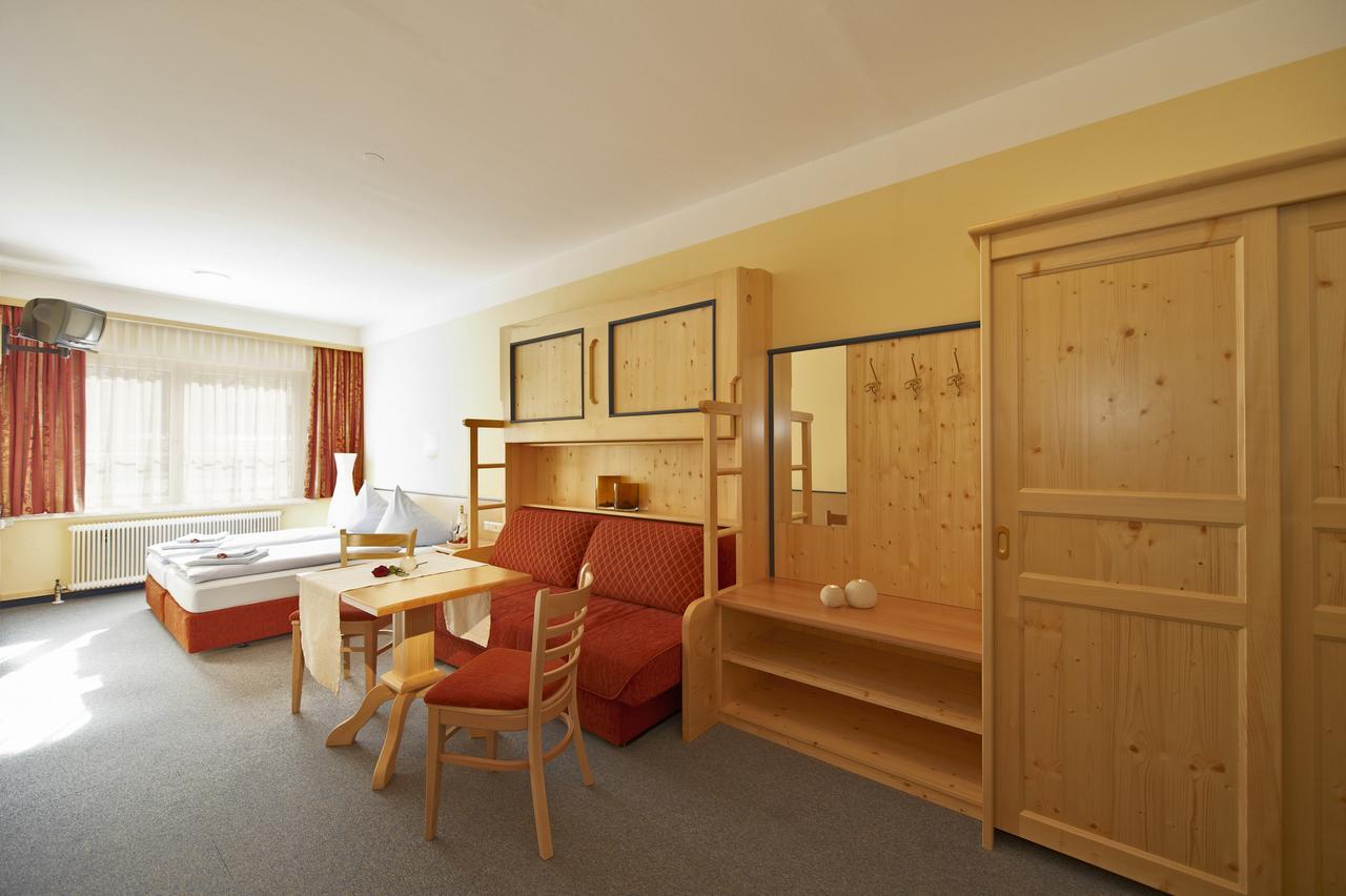 Hotel Hubertushof Flachau Extérieur photo